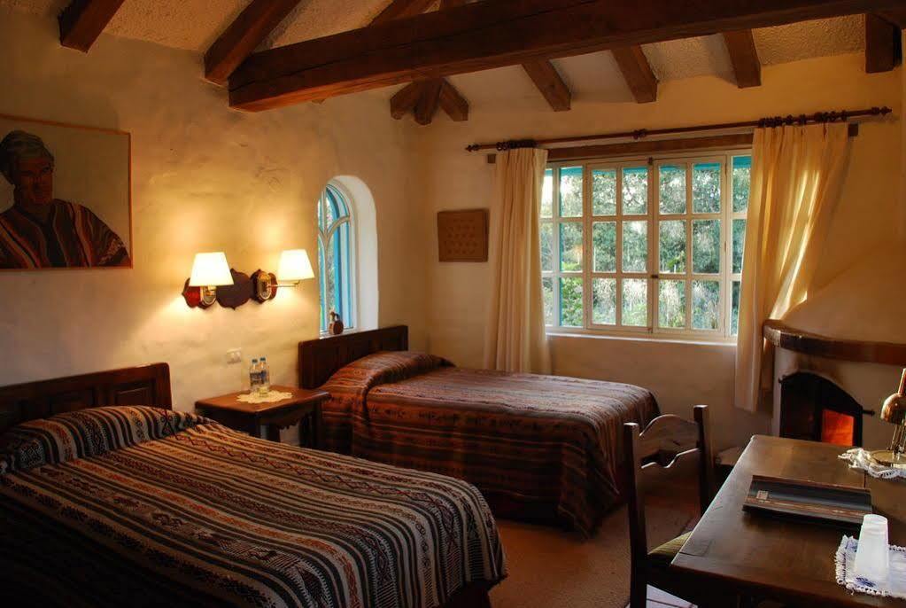 Las Palmeras Inn اوتابالو المظهر الخارجي الصورة